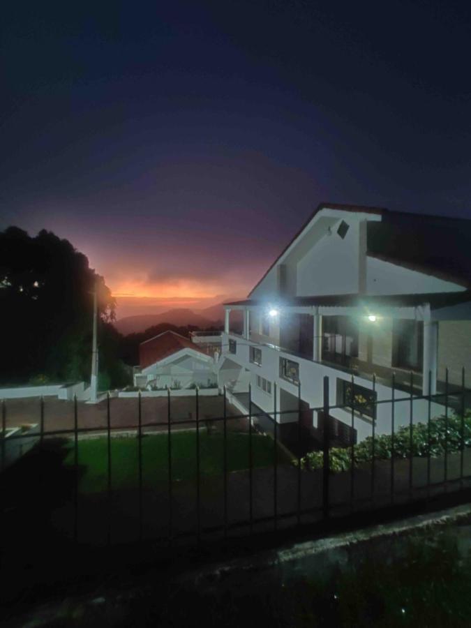 Ls Cottage 우티 외부 사진